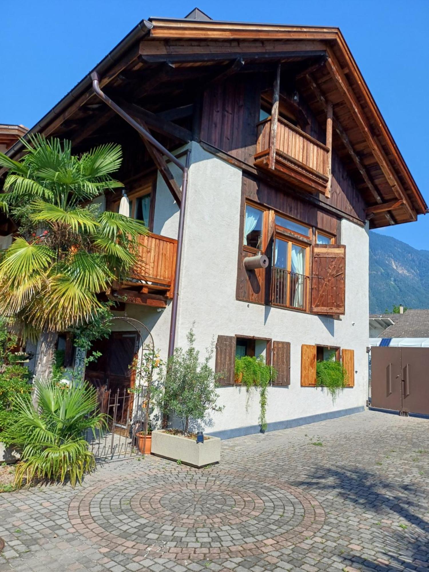 Neuprantl Apartments Lana Zewnętrze zdjęcie