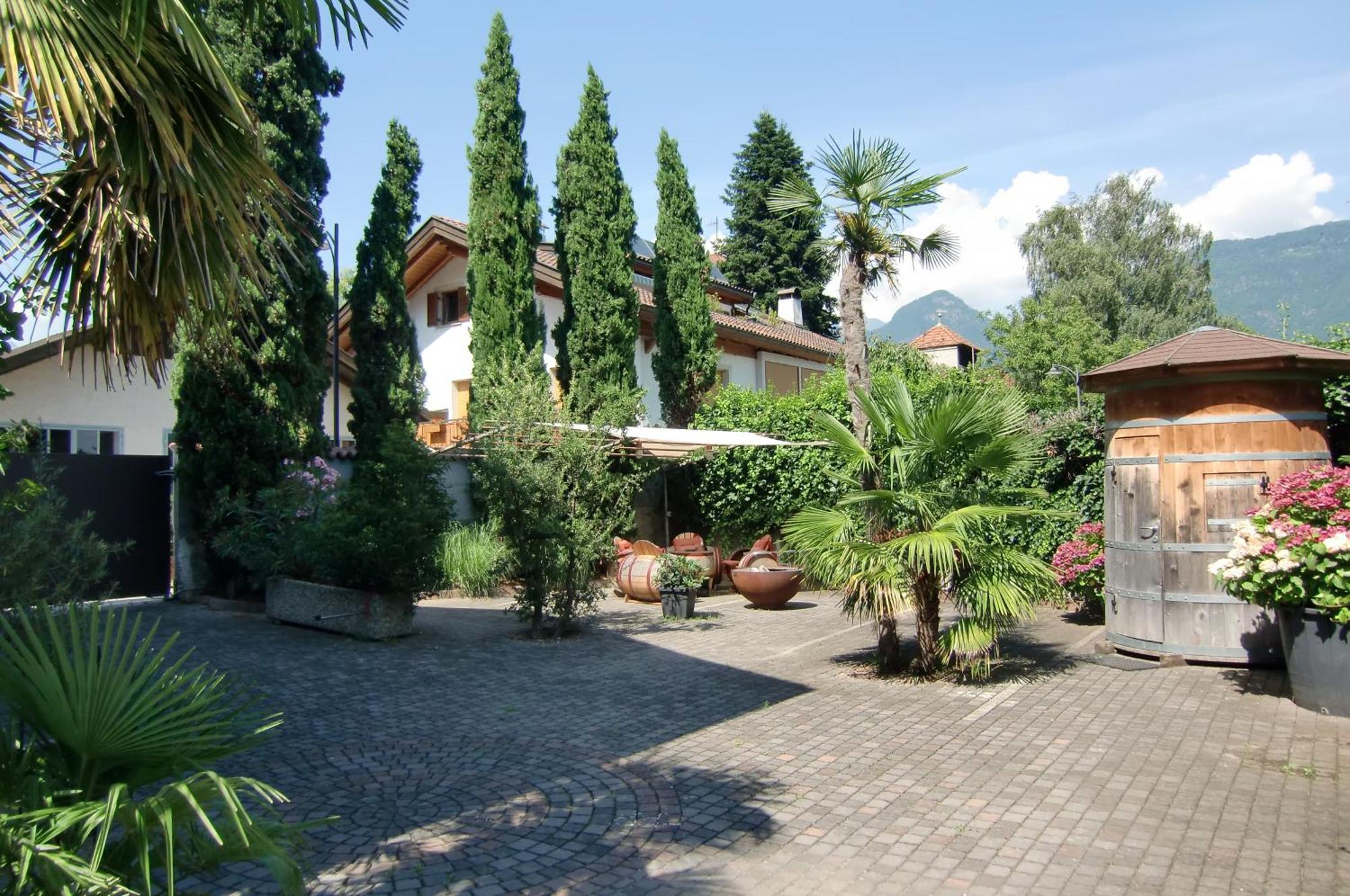Neuprantl Apartments Lana Zewnętrze zdjęcie
